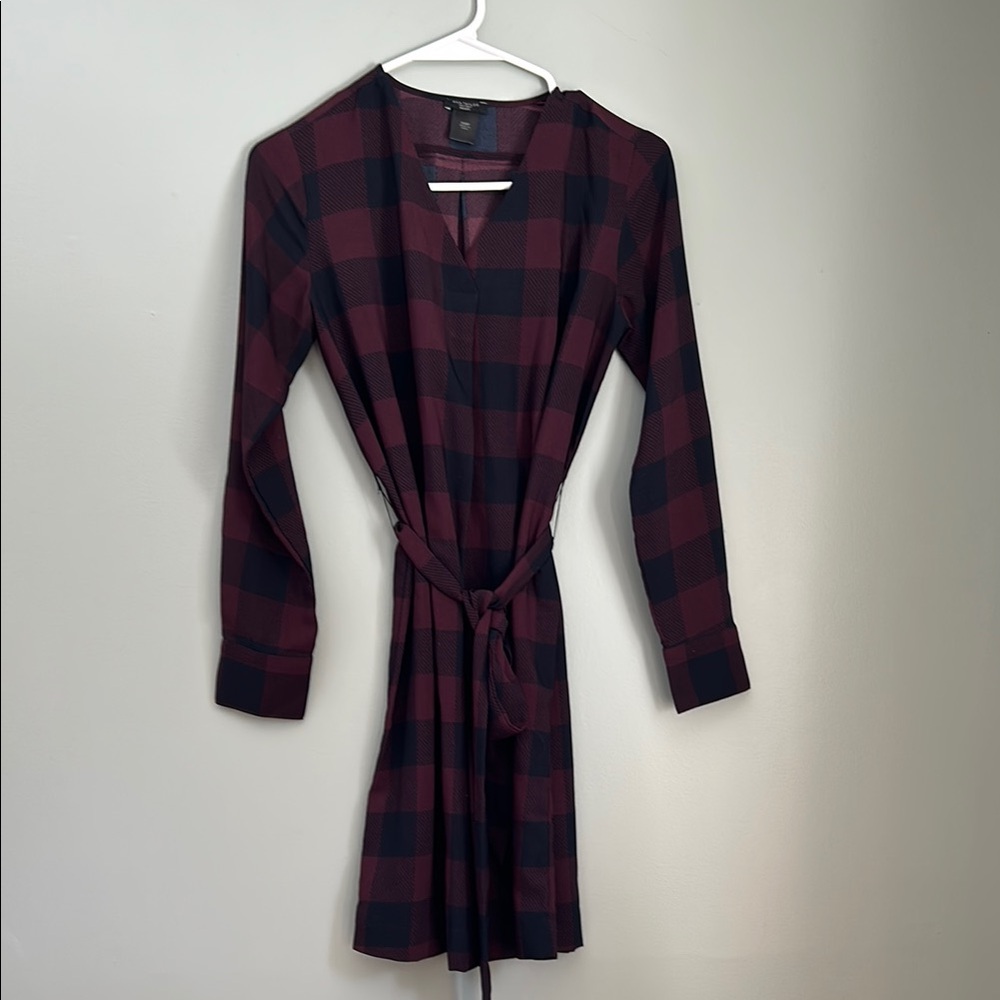 Ann Taylor Maroon and Black Long Sleeve Wrap Dress with V-Neck